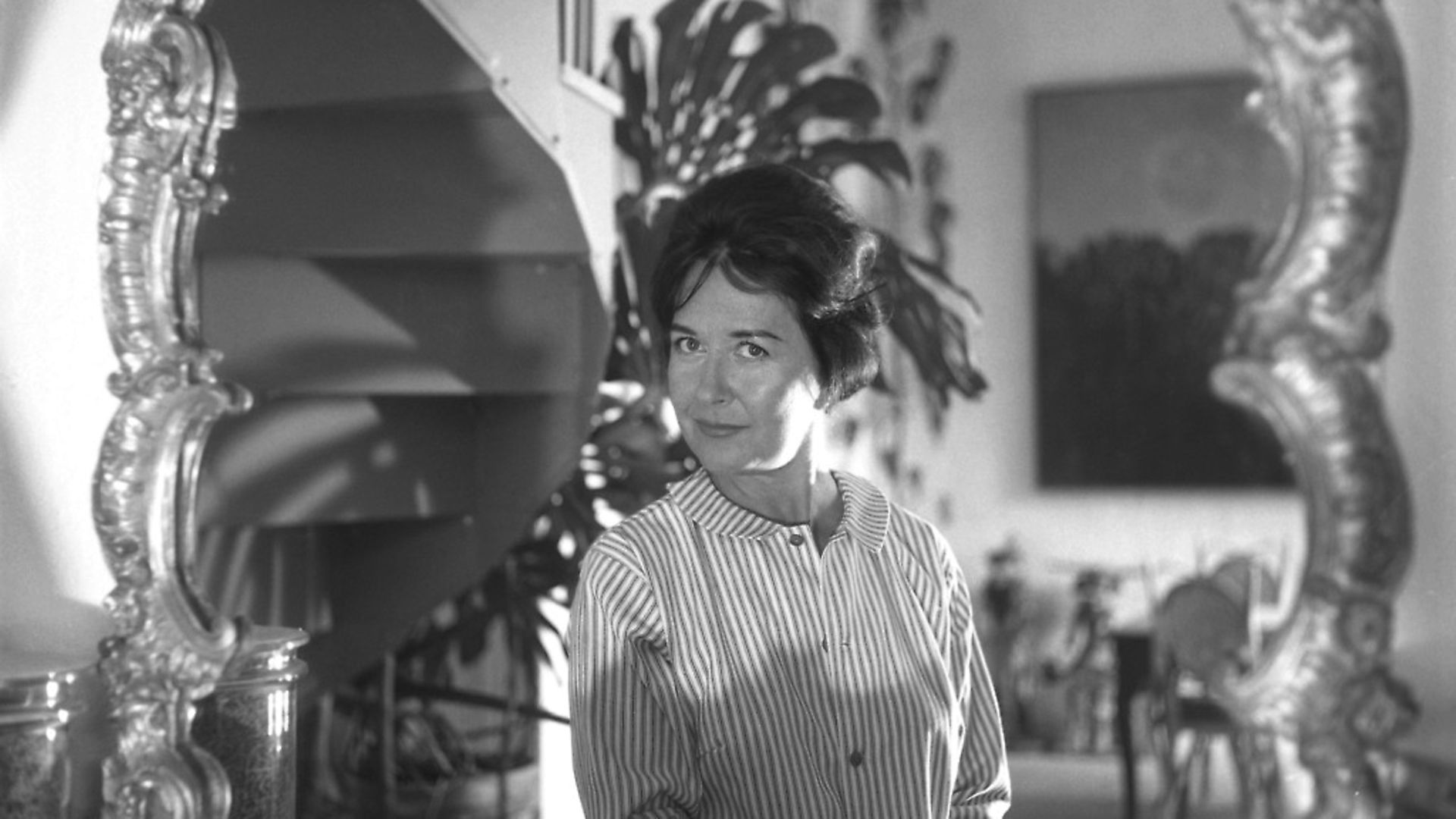 Surrealist painter, sculptor and writer, Dorothea Tanning, poses for a portrait in France in 1955. Photo: Michael Ochs Archives/Getty Images - Credit: Getty Images