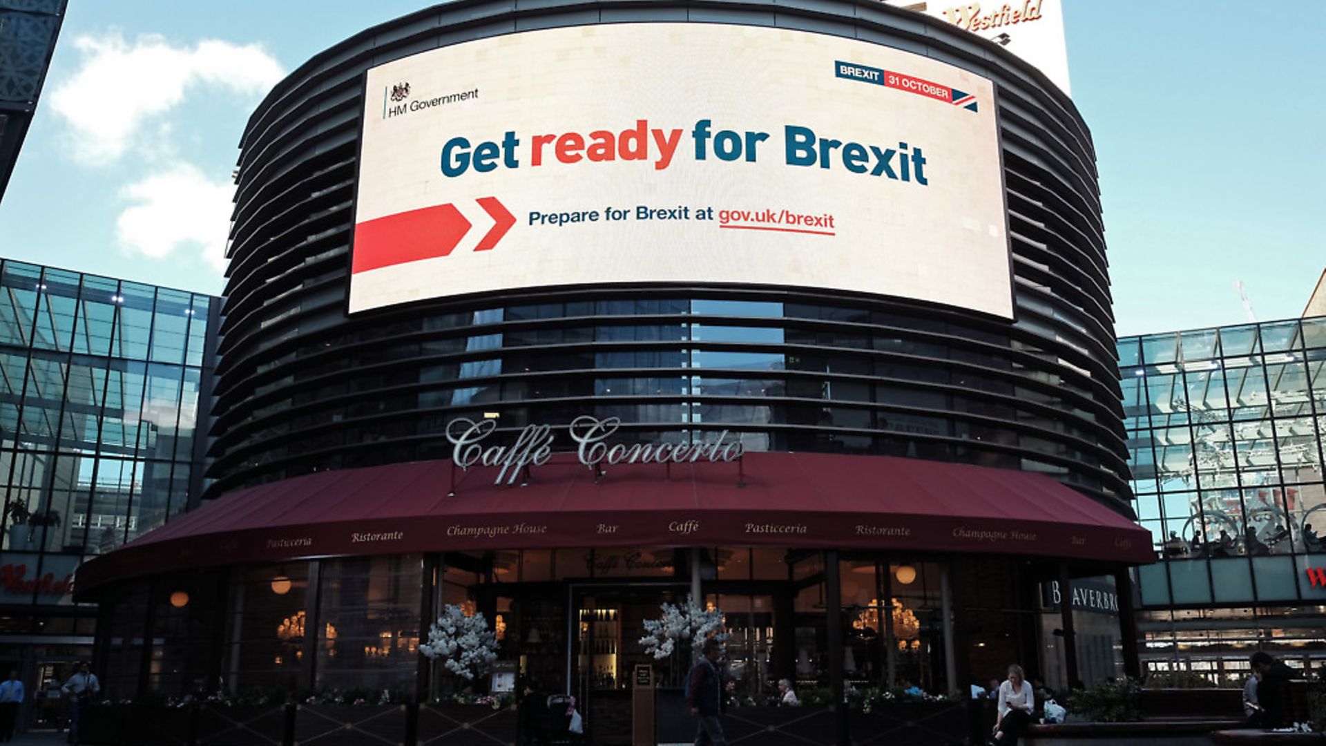 An electronic display showing a 'Get ready for Brexit' government advert in London. Photograph: Yui Mok/PA. - Credit: PA Wire/PA Images