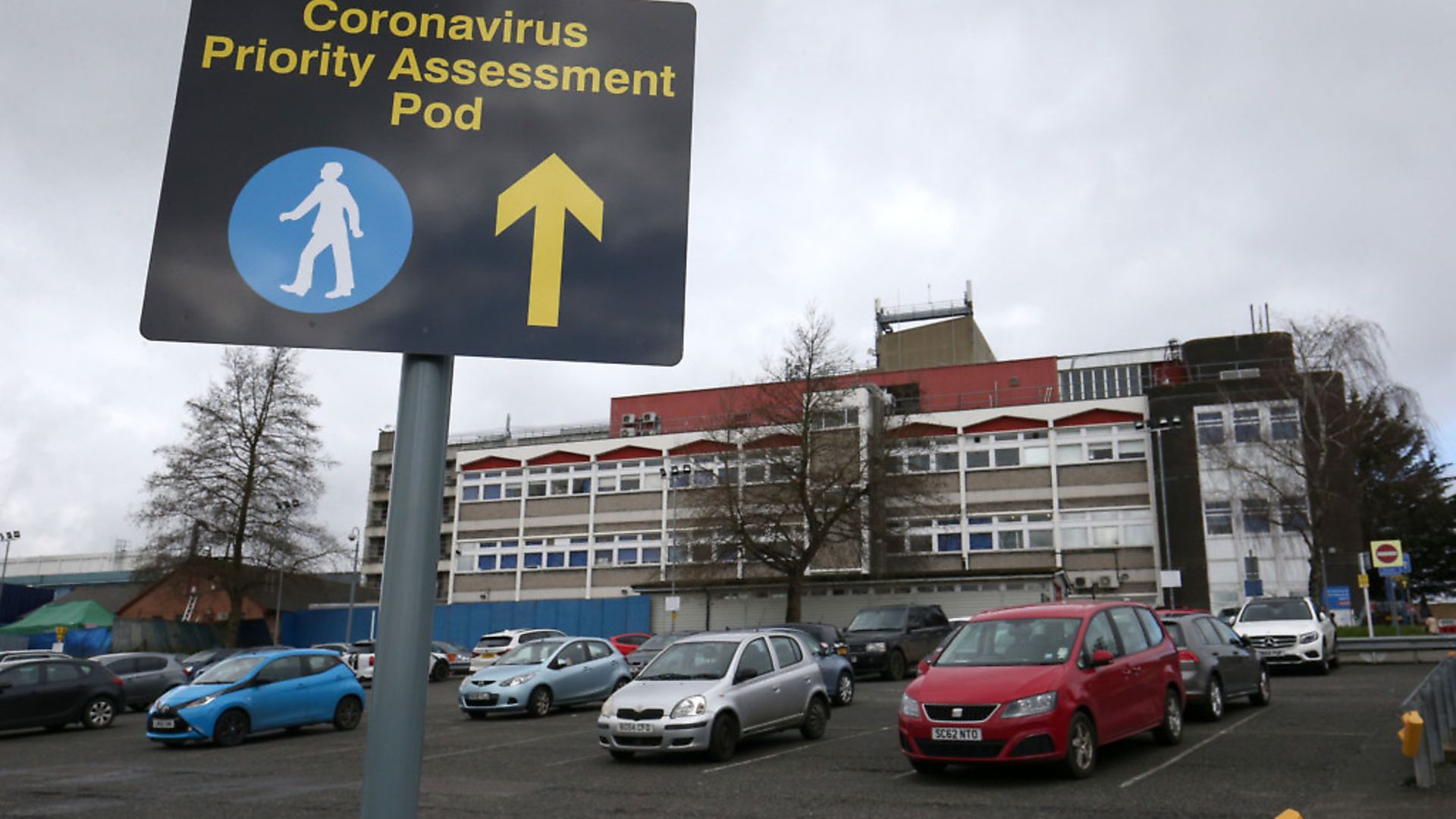 A sign outside Watford General Hospital relating to the Coronavirus pandemic. Photograph: Jonathan Brady/PA Wire. - Credit: PA