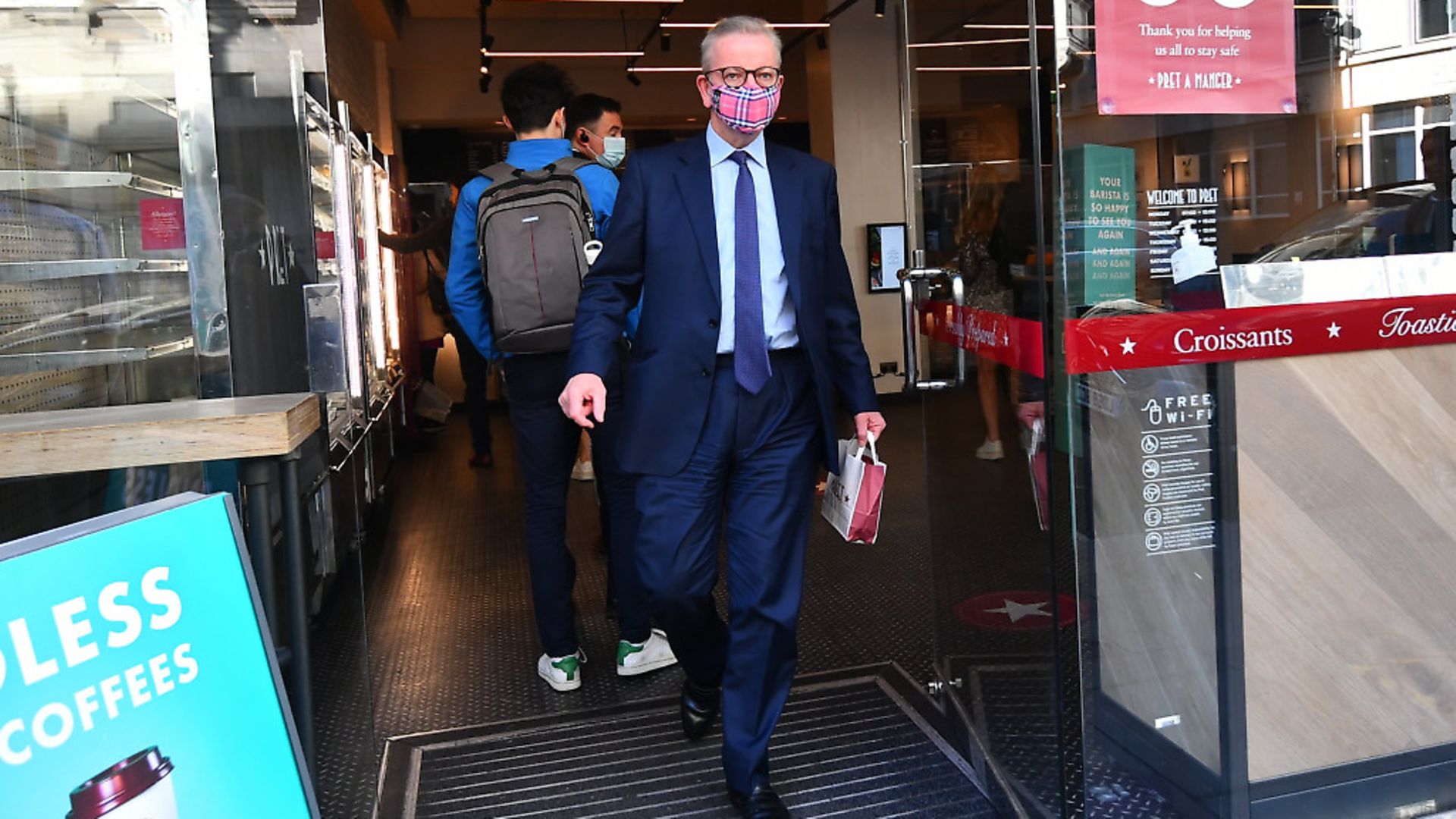 Chancellor of the Duchy of Lancaster Michael Gove leaving a Pret a Manger in Westminster. Photograph: Victoria Jones/PA. - Credit: PA