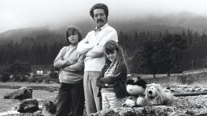 Eric Thompson with daughters Emma (left) and Sophie, and Florence and Dougal. Photo: Don Smith/Getty 