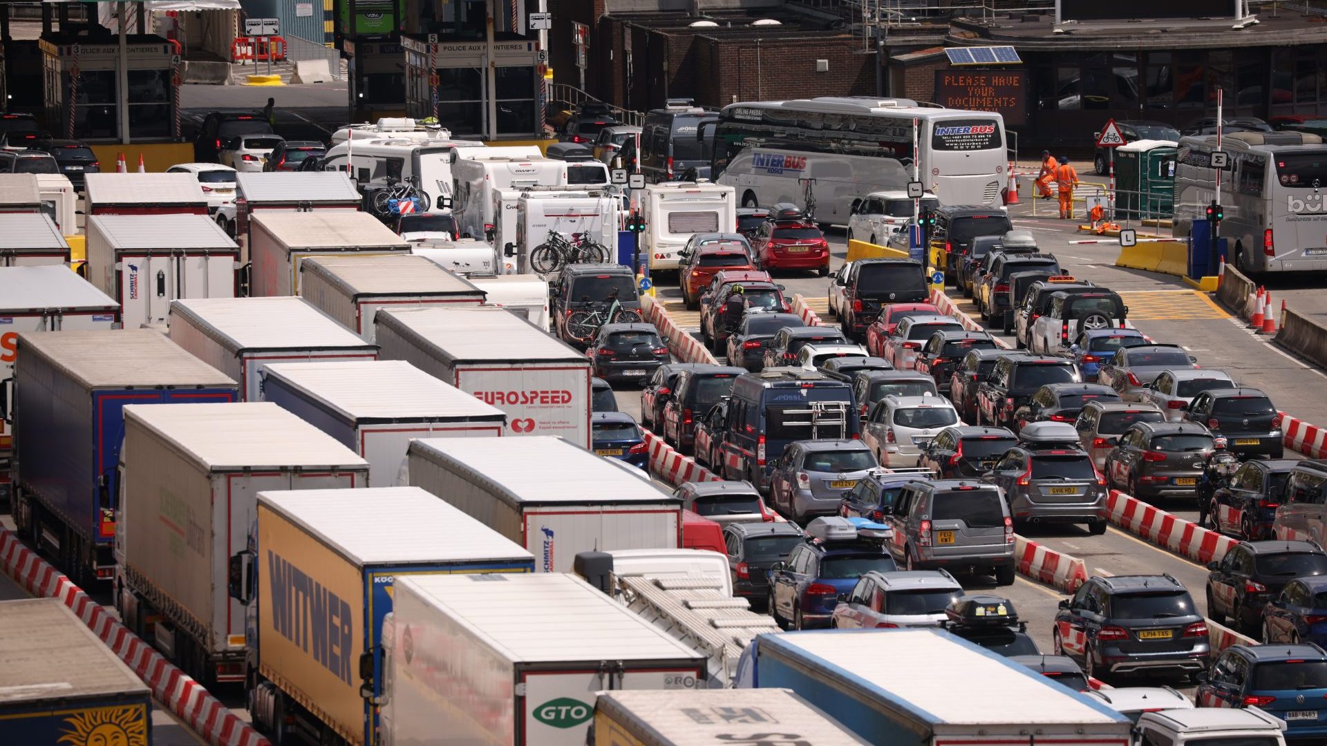 Queues of lorries and cars move steadily at the Port of Dover as the busy summer travel period begins. Photo:  Dan Kitwood/Getty Images