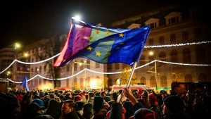 Pro-Europe protesters rallied in Bucharest a few days before key elections. Photo: Daniel Mihailescu/AFP/Getty