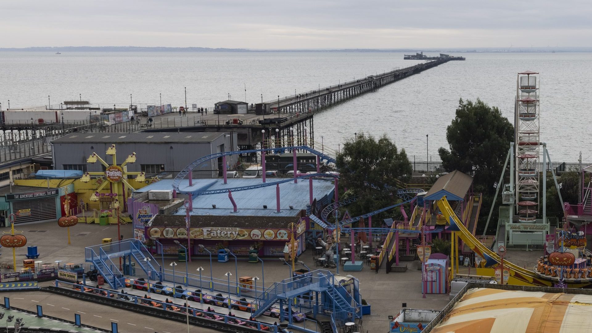 Southend Pier, the longest pleasure pier in the world, stretches into the distance. Photo: Dan Kitwood/Getty Images