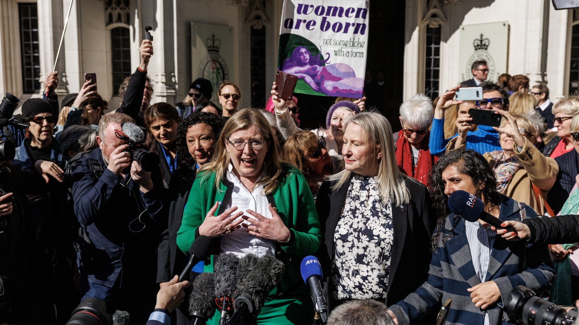 Susan Smith (L) and Marion Calder, directors of For Women Scotland, speak to the media outside the Supreme Court on April 16. Photo: Dan Kitwood/Getty Images
