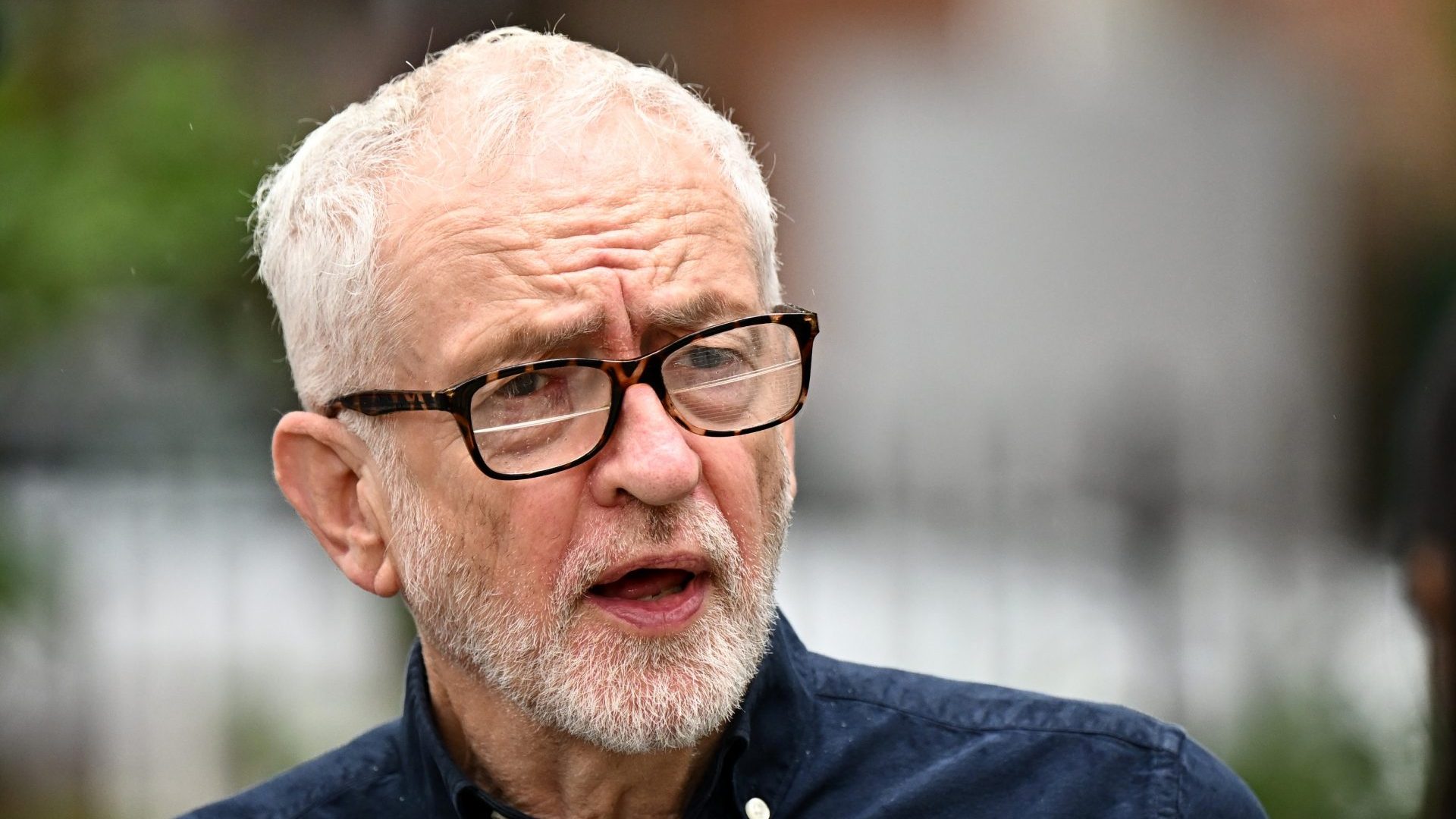 Former Labour Party leader Jeremy Corbyn speaks to media after announcing the creation of a new political party at Islington Town Hall. Photo: Leon Neal/Getty Images
