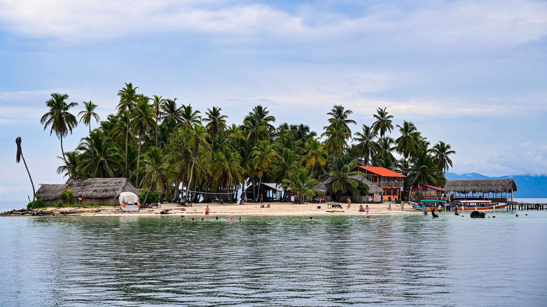 View of Perro Chico Island in the Guna Yala Archipelago, Panama. Photo: MARTIN BERNETTI/AFP via Getty Images