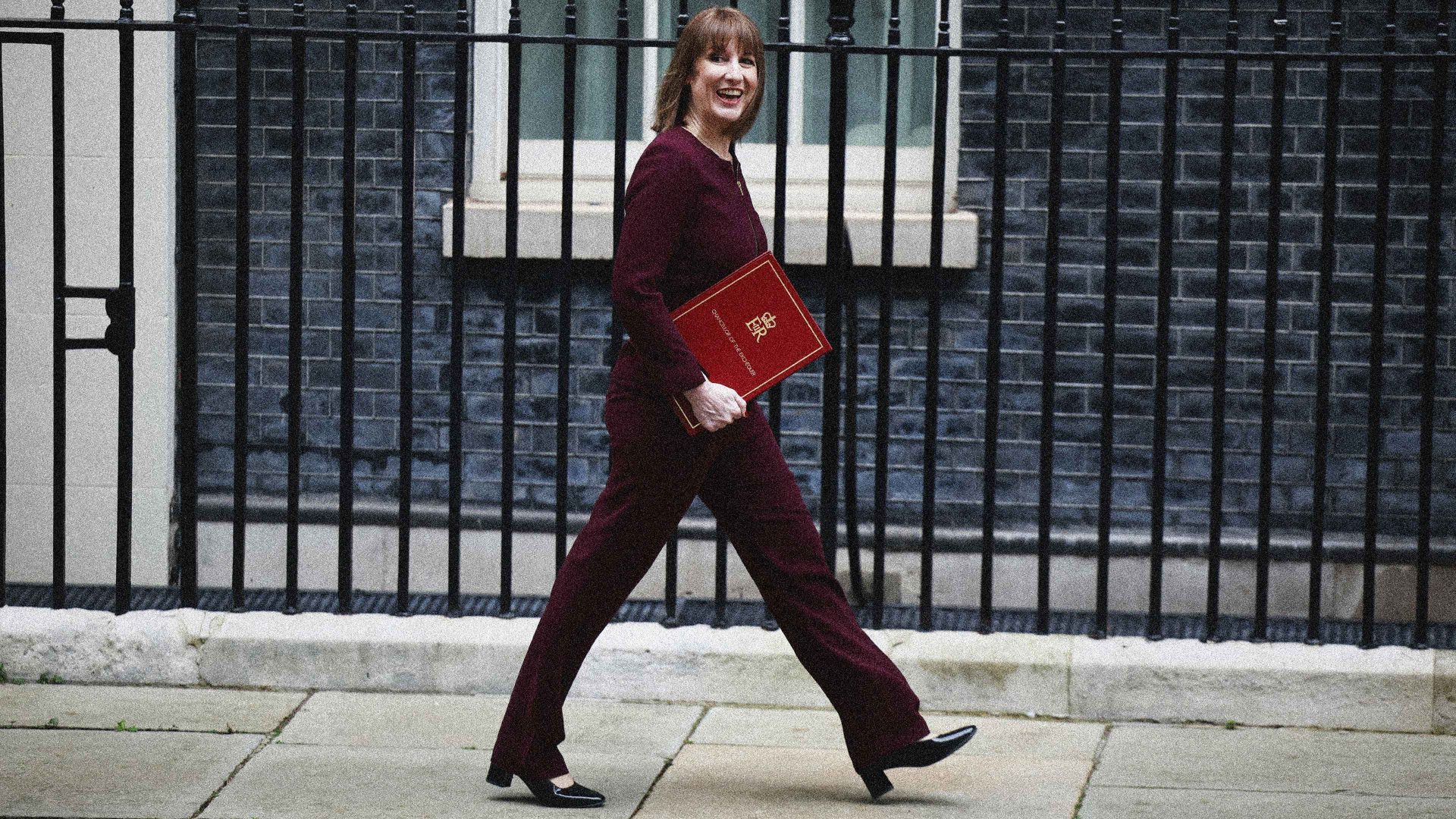 Chancellor Rachel Reeves needs to show lenders a credible path to lower debt. Image: BENJAMIN CREMEL/AFP/Getty