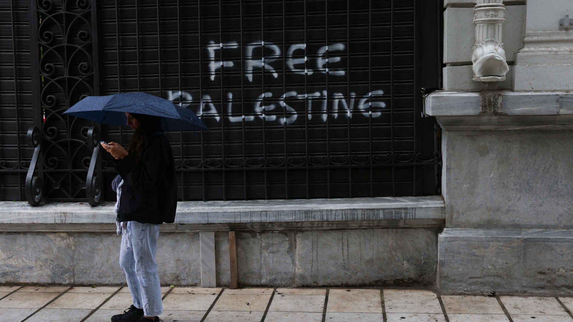 Israeli investors get a cold reception in Athens