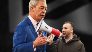 Centrists are pushing voters to extremes. Photo: TNW/Getty