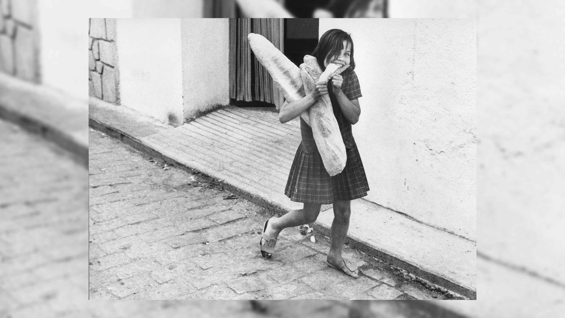 Once a staple of every meal, baguettes are now falling out of favour in France. Image: ullstein bild/Getty