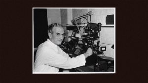 Sir Peter Brian Medawar, professor of zoology and comparative anatomy, works at a microscope at University College London, c. 1960. Image: Hulton Deutsch/Getty